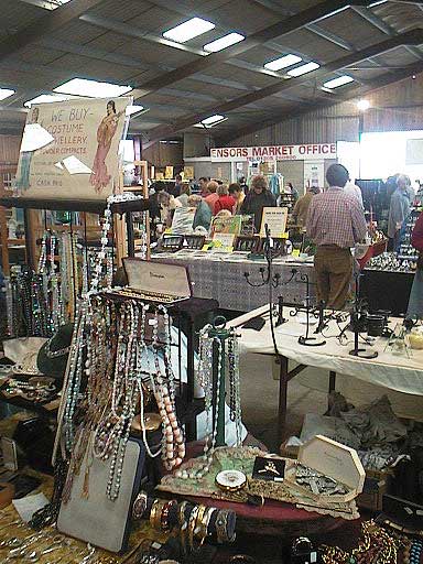 aut0878dorchestermarketin.jpg 54.6K