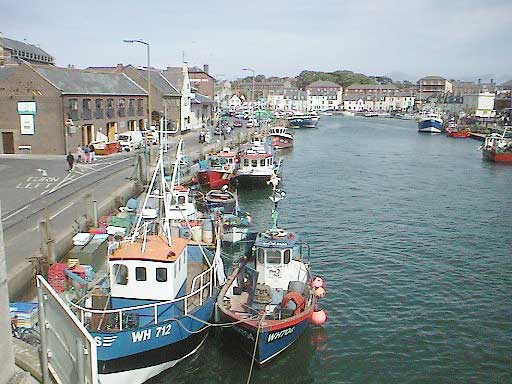 aut0883weymouthharbour.jpg 41.6K
