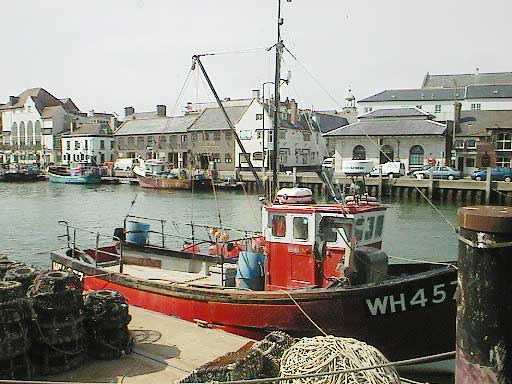aut0885weymouthharbour.jpg 42.8K
