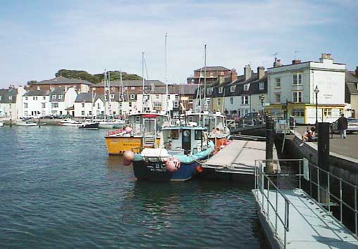 aut0886weymouthharbour.jpg 32.8K