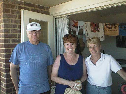 aut1001cherylhazelandhubb.jpg 33.3K