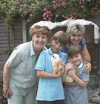 aut1271cgbonnieandkids01.jpg 23.2K