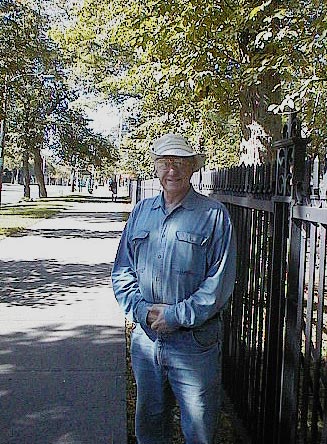 untitled-40_hh_publicgardens.jpg 64.1K